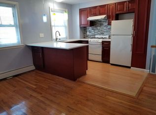 4240 196th St, Flushing, NY 11358