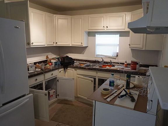 2nd image of 509 W Crescent Dr