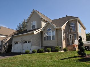 44 Kennedy Blvd, Old Bridge, NJ