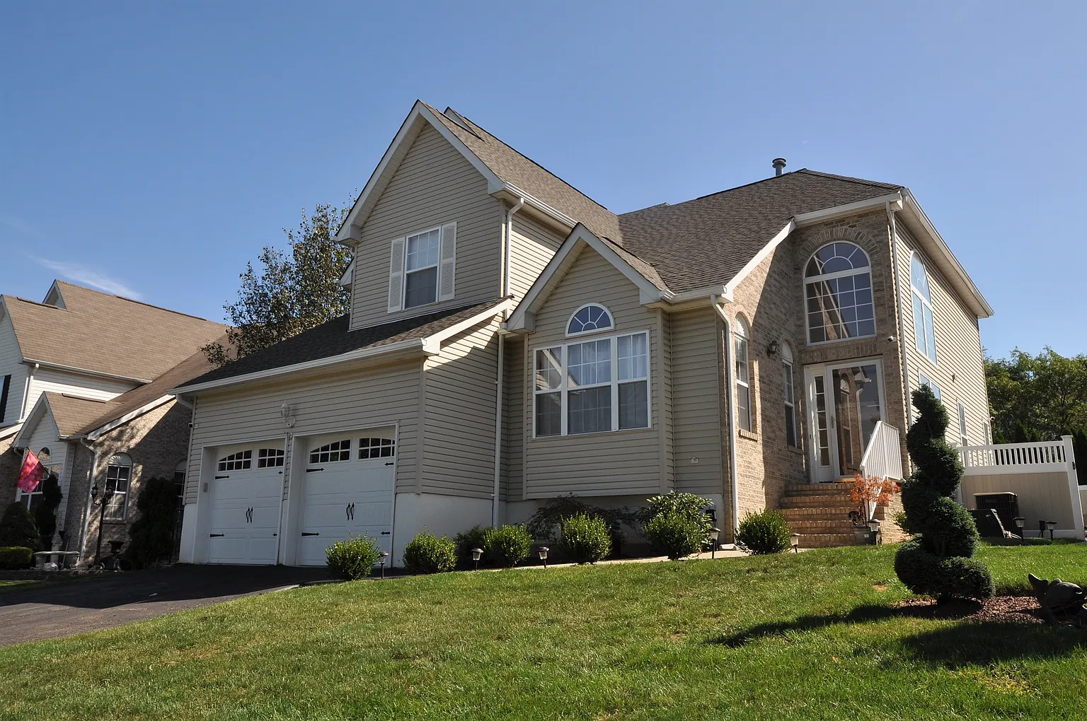 44 Kennedy Blvd photo 1