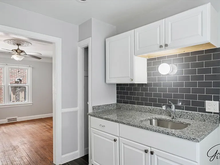 9610 Asbury Park — Photo 12