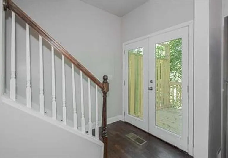 906 Greenwood Ave NE #C — Photo 15