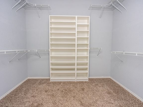4th image of 11608 Aquilla Dr
