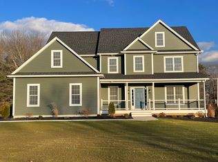 2 Anna Marie Ln, East Longmeadow, MA 01028