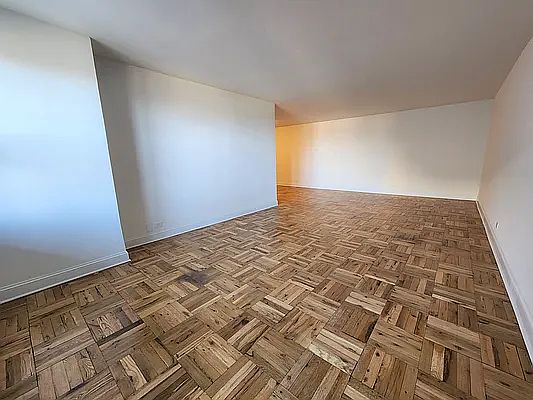 2nd image of 125-10 Queens Blvd #606
