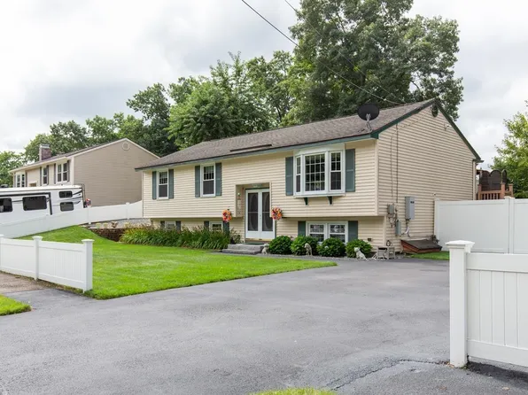 12 Ronnie Drive, Nashua, NH 03062
