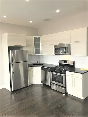 Rented by EXR | media 5