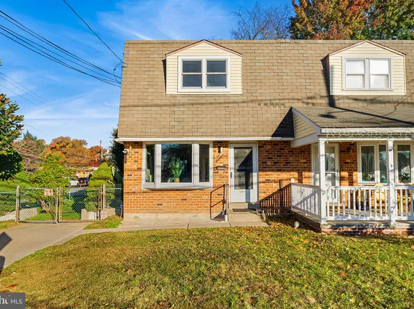 100 Wyandotte St, Lester, PA 19029