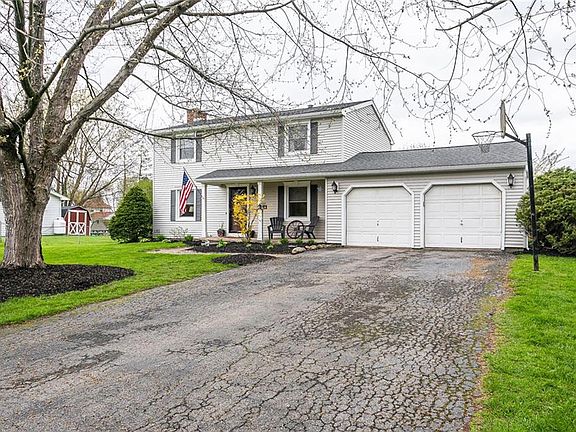 3rd image of 6184 Buckskin Dr
