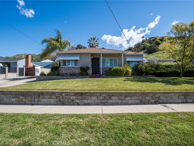 8226 Glencrest Dr, Sun Valley, CA, 91352