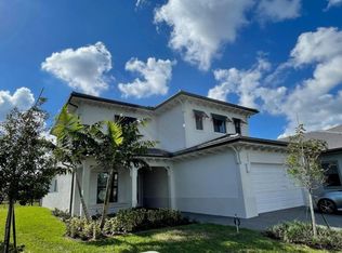 3048 Bellflower Cir, West Palm Beach, FL 33401