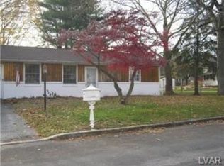 1575 Harmor Ln, Bethlehem, PA
