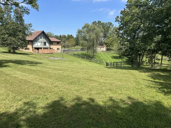 32 Hawk Ridge Rd, Petersburg, WV 26847