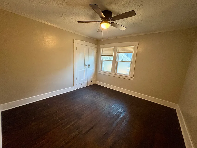 3946 N College Ave #3946 — Photo 13