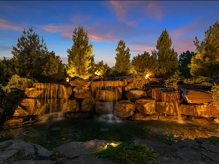 Gallagher Falls at Cedars of Edina