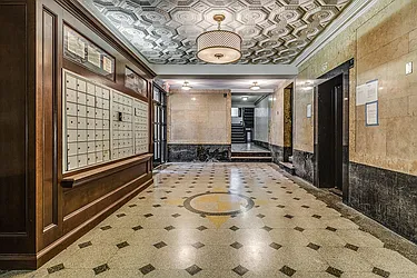 Rented by Dixon Advisory USA Inc.