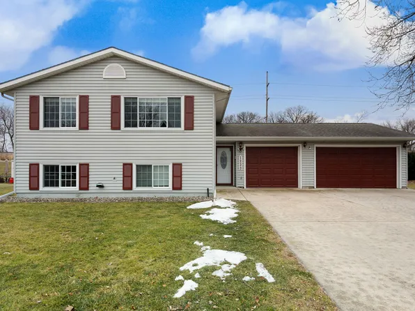 1233 12th Street Cir SE, Waseca, MN 56093