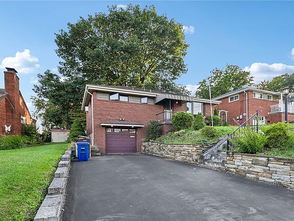 2nd image of 478 Balconade Dr