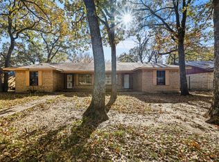 7526 Olusta Dr, Dallas, TX 75217