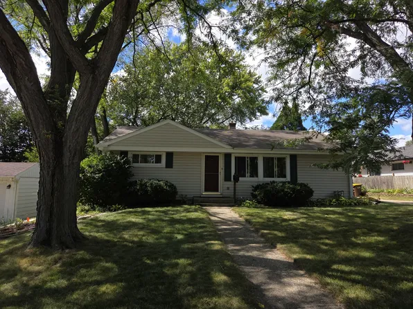 334 Skylark Dr, Rockford, IL 61107