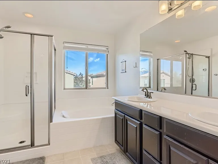 10744 Centerville Bay Ct — Photo 2