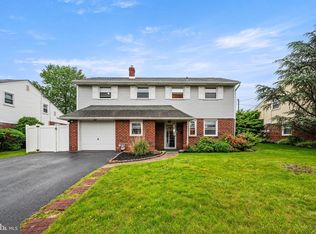 1421 Brierwood Rd, Havertown, PA 19083