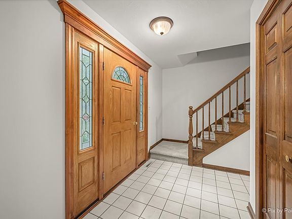 2nd image of 2318 Sudbury Ln
