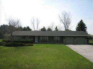 8875 Pierce Rd, Freeland, MI 48623