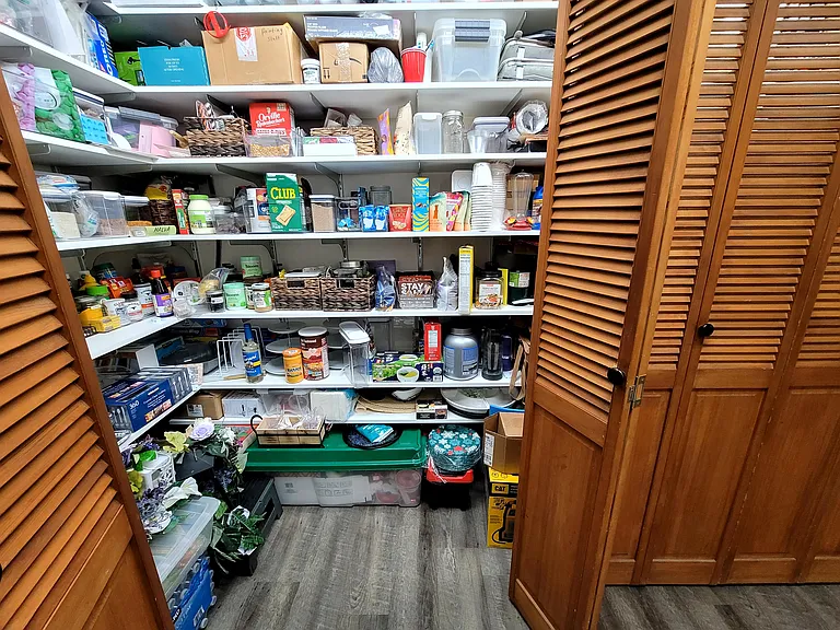 550 Snowberry Trl — Photo 13