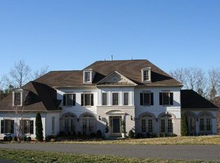 2546 Donns Way, Oakton, VA 22124