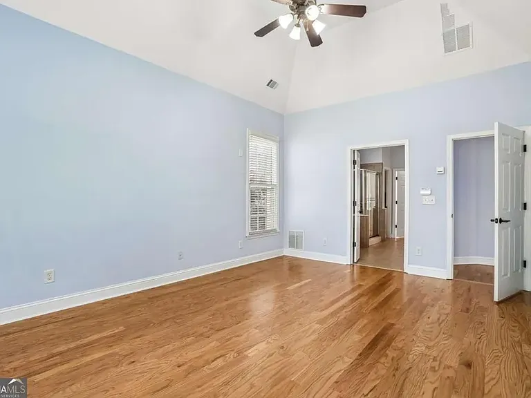 810 Freedom Way — Photo 19