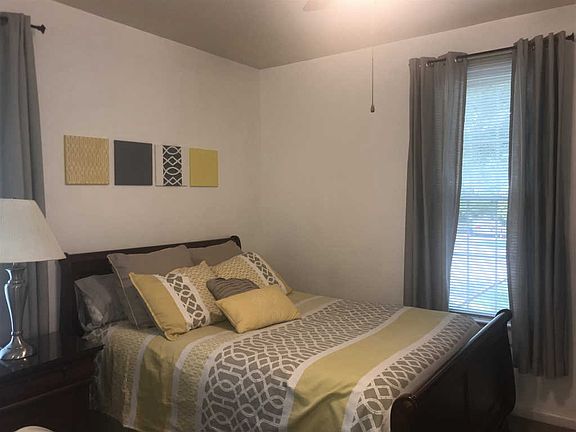4th image of 3306 Cave Ave