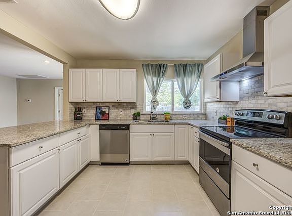 4th image of 1027 La Manda Blvd