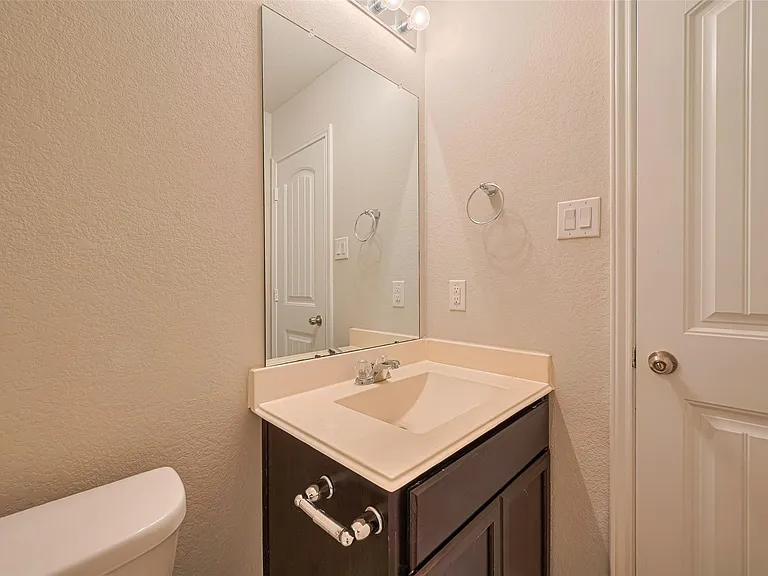 3010 Veeder Pass Ln — Photo 29
