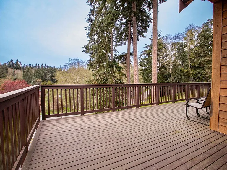 1130 Honeymoon Lake Dr — Photo 32