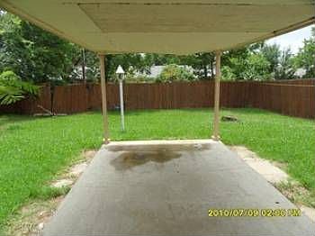 2nd image of 2615 Eastridge Dr