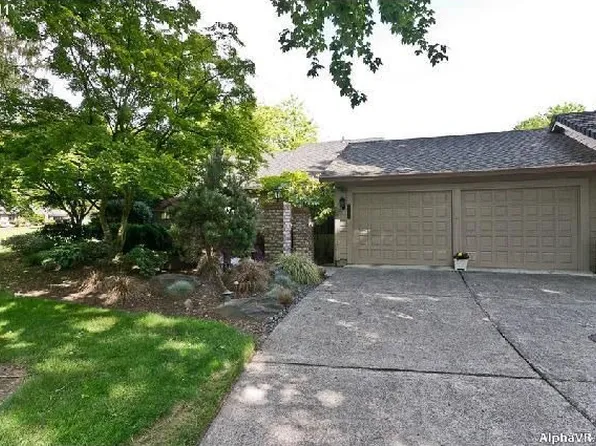 32370 SW Del Monte Dr, Wilsonville, OR 97070