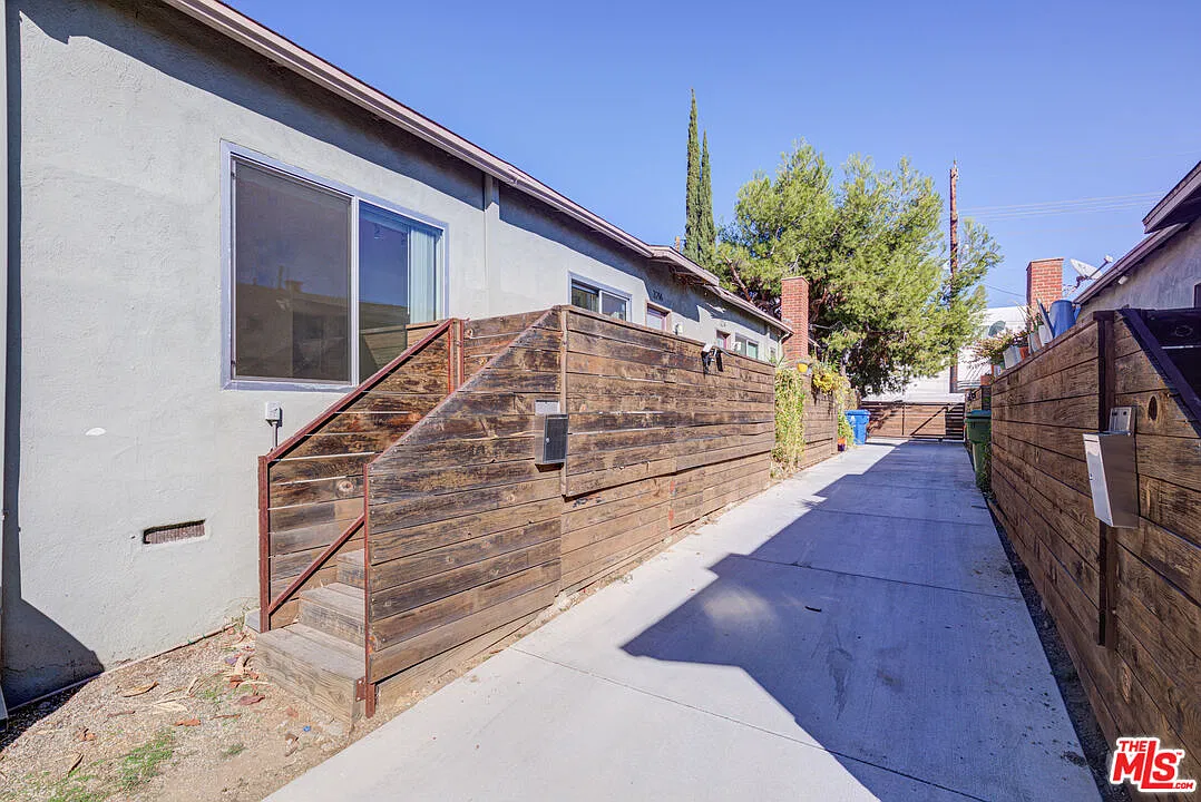 2 bed, 1.0 bath, $3,795 — Photo 1