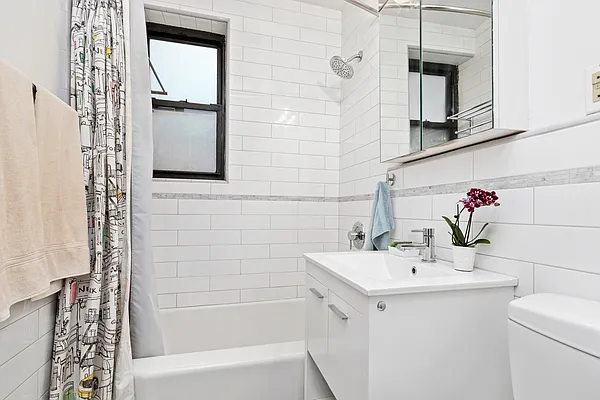 Rented by Douglas Elliman | media 8