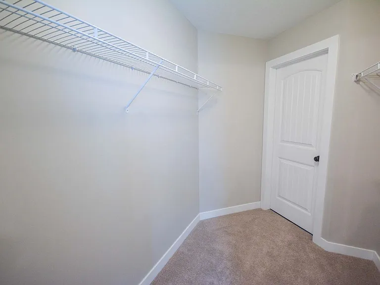3548 Bridgeview Dr SE — Photo 15