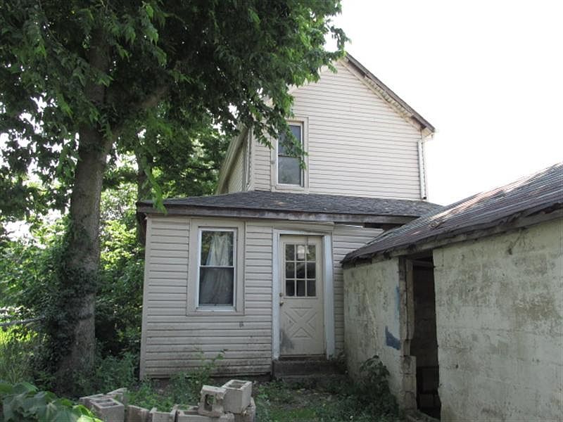 2nd image of 112 Chidlaw Ave