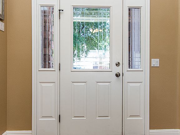 4th image of 2070 Sagebrush Dr