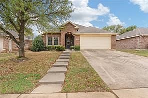 1st image of 1002 Hidden Oaks Dr