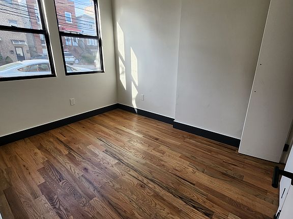 3rd image of 604 Palisade Ave #1G