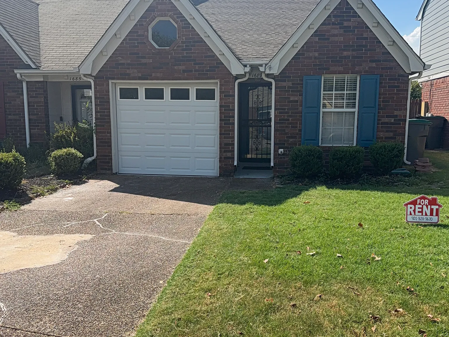 2 bed, 1082 sqft, $1,400 — Photo 1