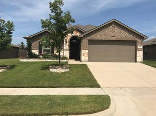 1340 Foxglove Ln, Burleson, TX 76028