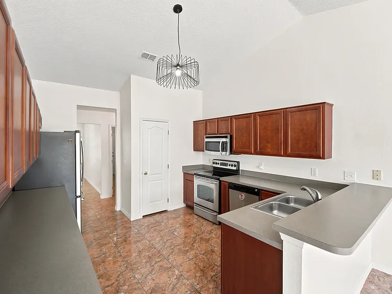 6013 Brick Rd — Photo 5