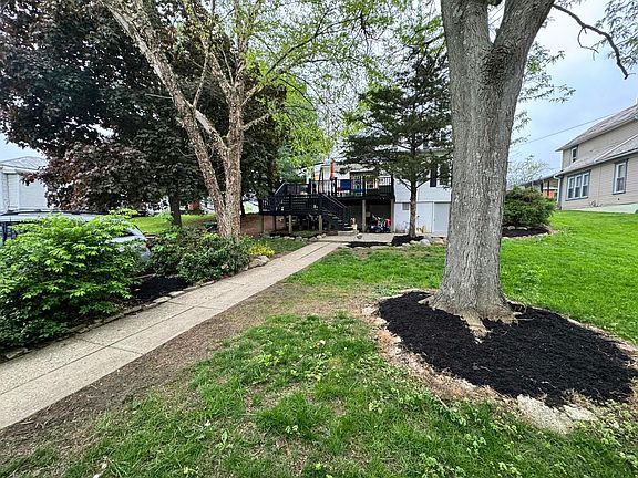 3rd image of 103 E Main St
