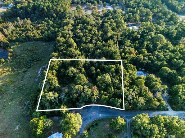140 Simpson Ct, Defuniak Springs, FL 32433