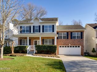 8116 Robins Nest Ln, Knoxville, TN 37919